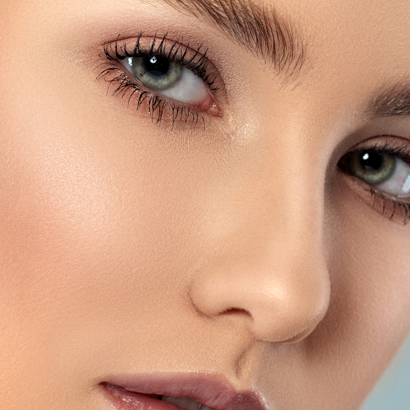 OXYPROLANE Éclat du Teint (BIO-RECHERCHE) asegura la protección y revitalización de la luminosidad de tu cutis.